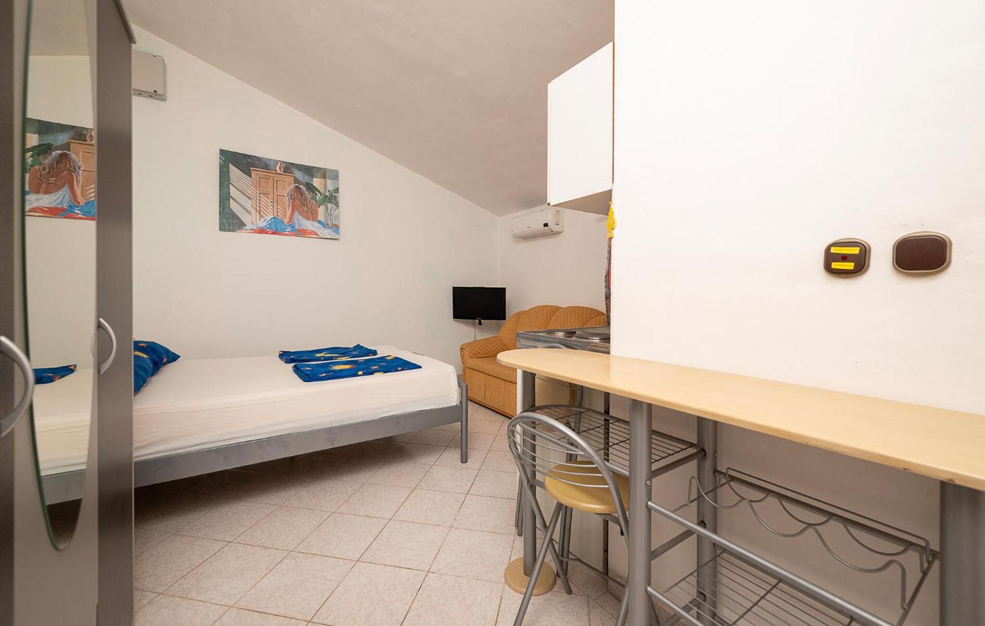 Lovely In With Kitchen * Pula