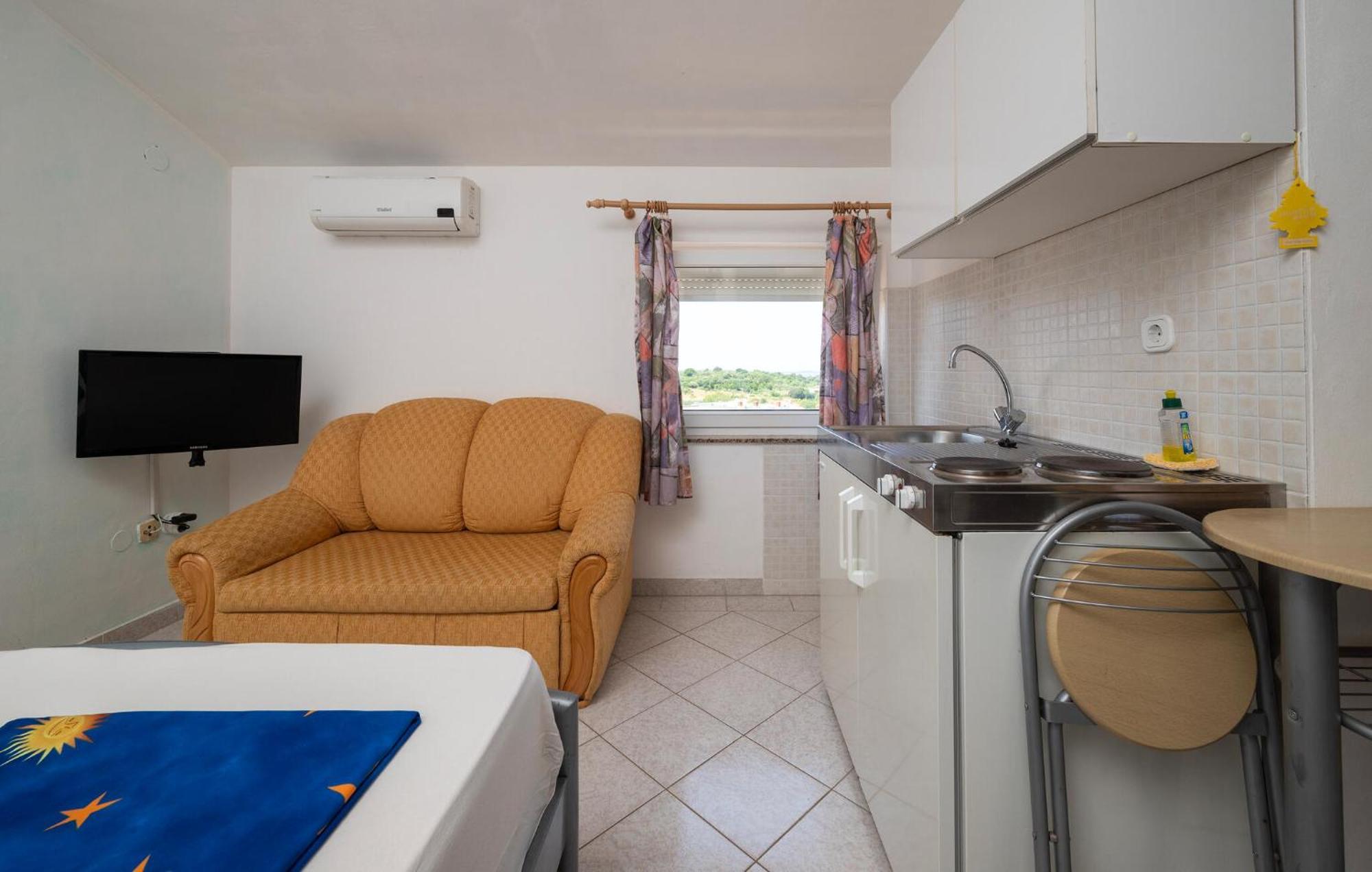 Lovely In With Kitchen Apartmán *